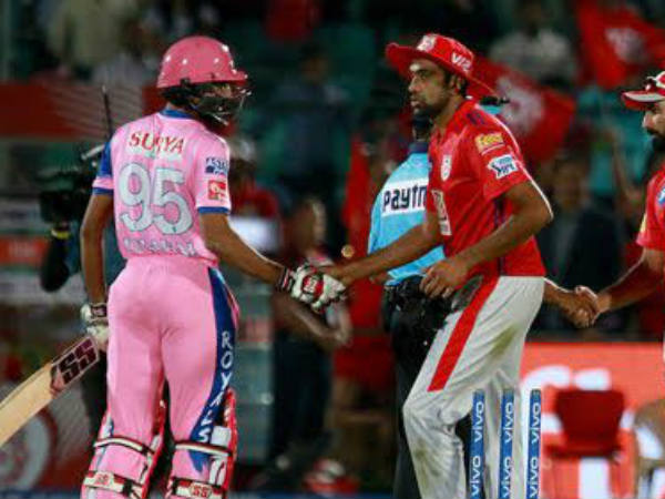 బ్రౌన్ క్రీజు దాటిన తర్వాత