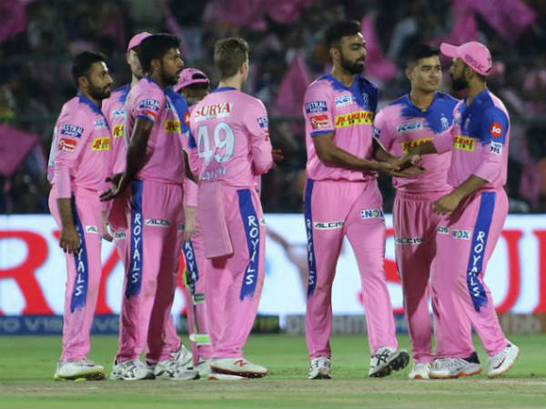  హెడ్ టు హెడ్ రికార్డు