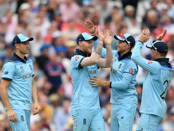 ఐర్లాండ్ జట్టు తరుపున కూడా