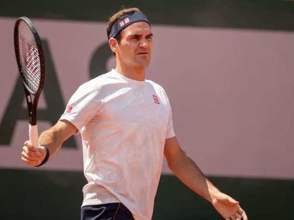 సొనెగొతో ఫెదరర్‌: