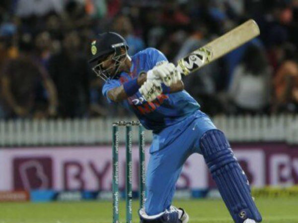 402 పరుగులు.. 14 వికెట్లు: