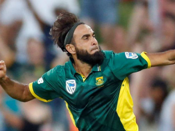 10 ఓవర్లలో 61 పరుగులు: