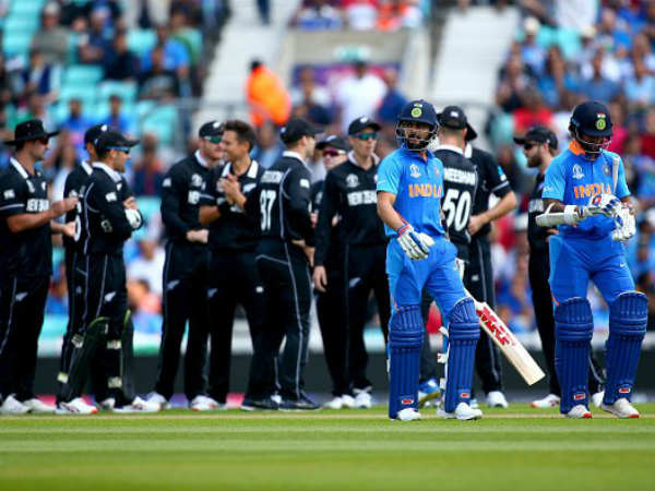 18 పరుగులకే కోహ్లీ ఔట్