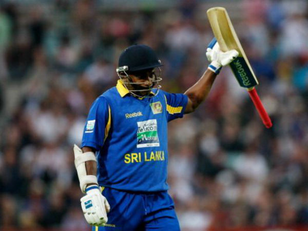 శ్రీలంక - 443/9