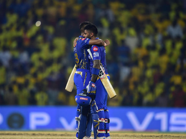 సూర్యకూమార్‌ స్పిన్ బౌలింగ్‌ బాగా ఆడతాడు: