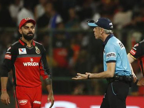 ఫైనల్‌ మ్యాచ్‌కు అంపైర్‌గా: