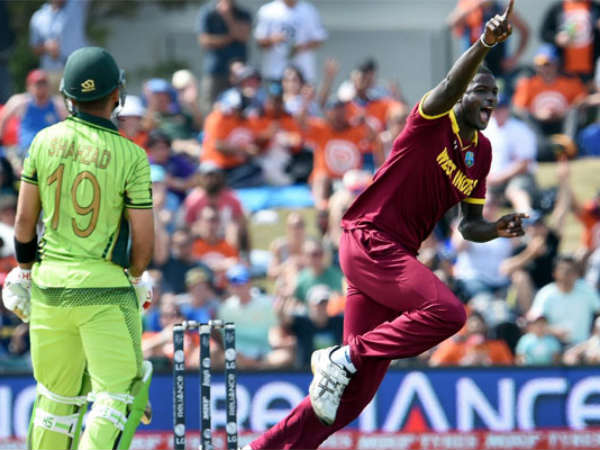 హోల్డర్, రసెల్‌ కీలకం: