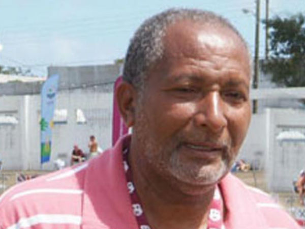 47 టెస్టు మ్యాచ్‌లాడి 202 వికెట్లు