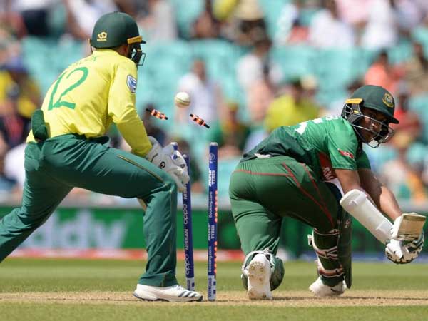 షకీబ్, రహీమ్‌లు అర్ధ సెంచరీలు: