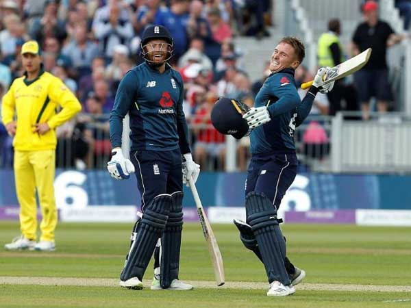 2016: ఇండియాపై ఆస్ట్రేలియా 25 పరుగుల తేడాతో విజయం