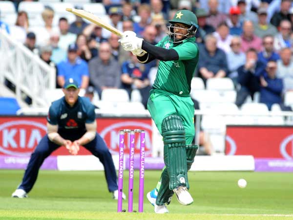 గత రికార్డులు: