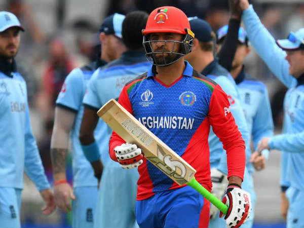 ఆదిలోనే షాక్: