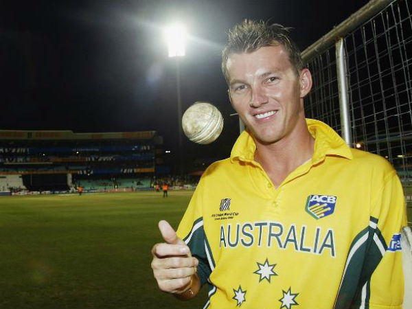 2003లో రెండు హ్యాట్రిక్‌లు