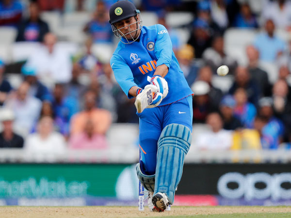 పంటి కింద రాయిలా..