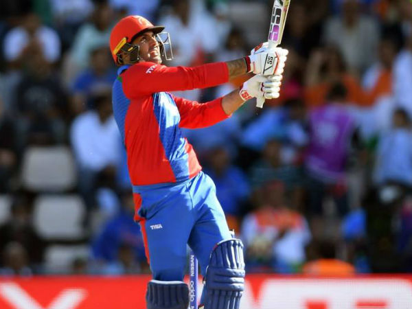 55 బంతుల్లో 52 ప‌రుగులు..