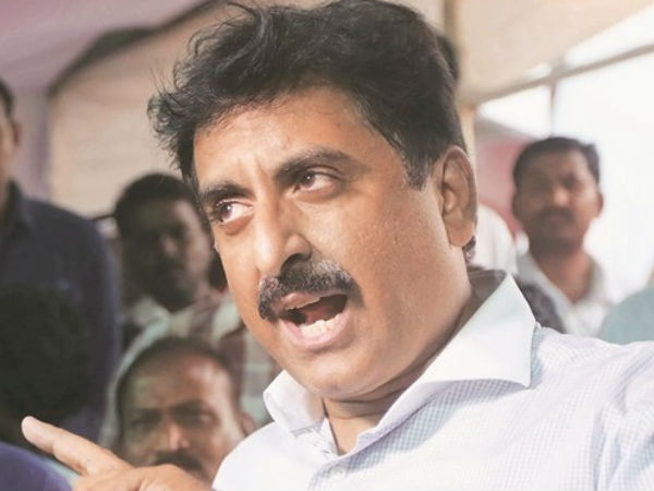 కాంగ్రెస్ ఎమ్మెల్యే నషీమ్ ఖాన్ మాట్లాడుతూ