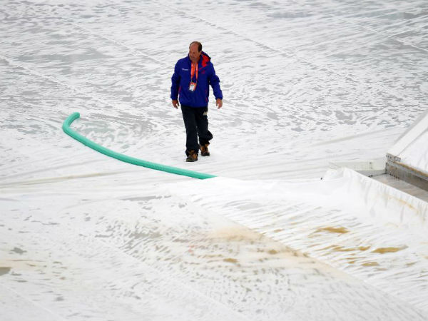 ఇండియా-న్యూజిలాండ్ మ్యాచ్ జరుగుతుందా? ఇండియా-న్యూజిలాండ్ మ్యాచ్ జరుగుతుందా?