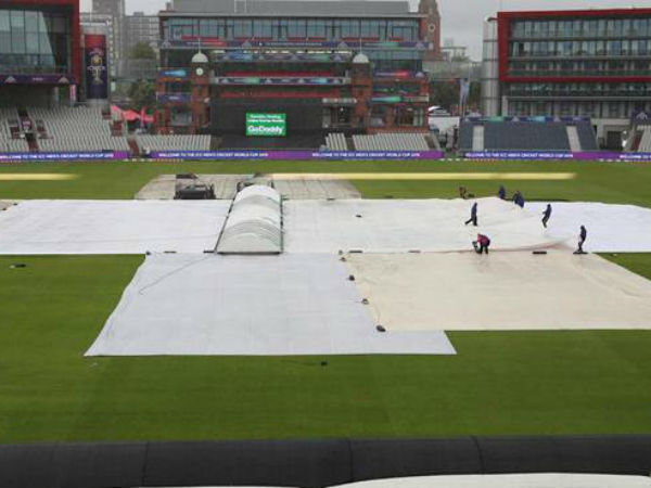 రూ.100 కోట్లు చెల్లించాల్సిన పరిస్థితి