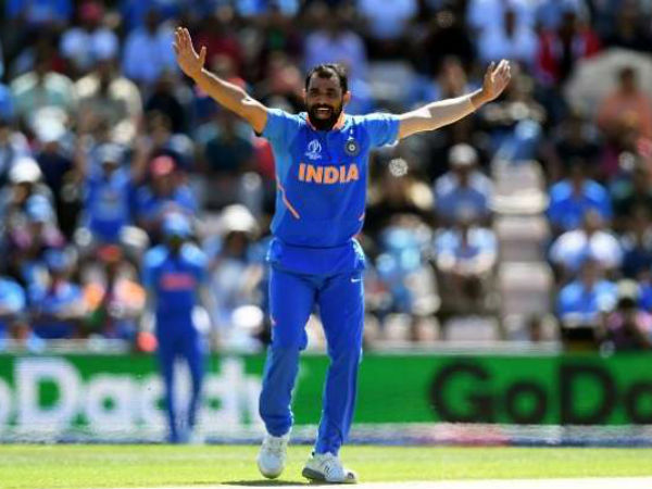  అయిదు బంతుల్లో 12 ప‌రుగులు..