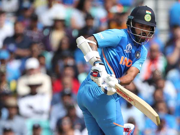 చివరి 10 ఓవర్లో 116 పరుగులు