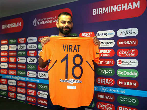 టీమిండియా క్రికెట‌ర్లా? ఇండియ‌న్ ఆయిల్ వ‌ర్క‌ర్లా?