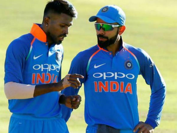 పరిస్థితులకు తగట్టు ఆడాం