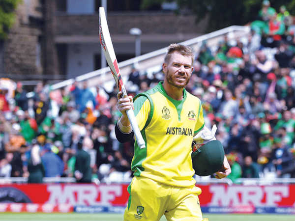 పాంటింగ్, హెడెన్‌ల సరసన వార్నర్