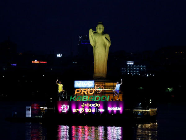 యు ముంబాతో టైటాన్స్ ఢీ: