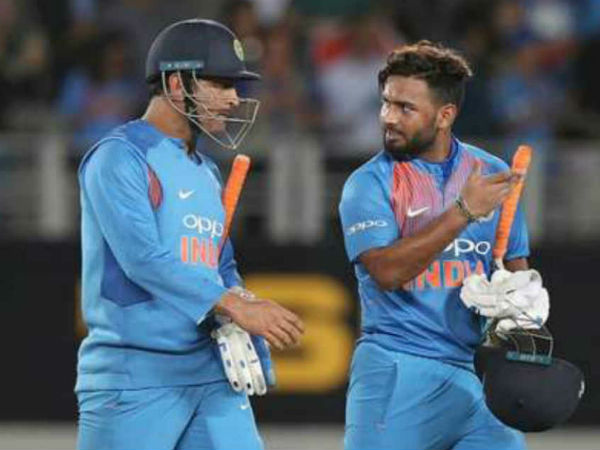 మూడు ఫార్మాట్లలో: