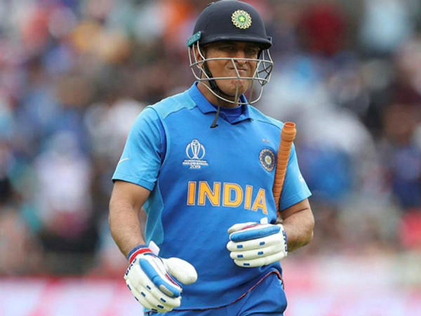 రిటైర్మెంట్‌ ధోనీ వ్యక్తిగతం