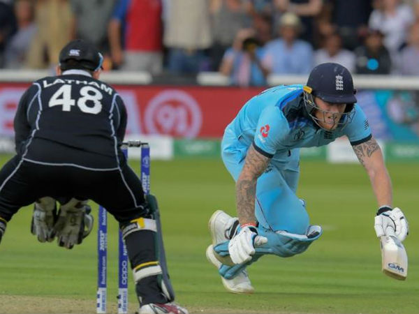 ఇరు జట్ల ఒకే విధమైన ఫీల్డింగ్ నిబంధనలతో 