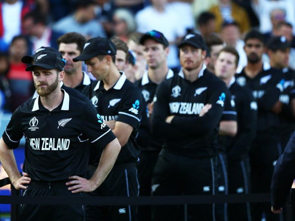 గ‌ప్టిల్‌కు ఎన్ని శాపాలు త‌గిలాయో