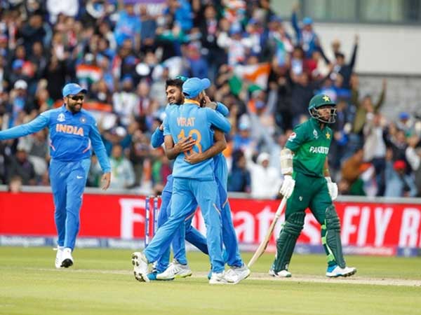 పాకిస్థాన్‌కు అండగా: