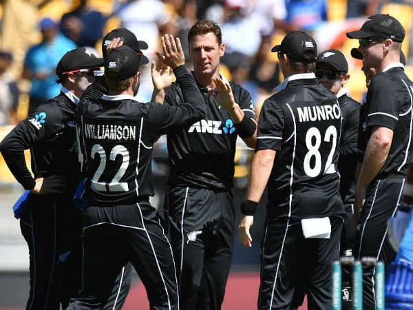 సెమీస్‌కు కివీస్‌: