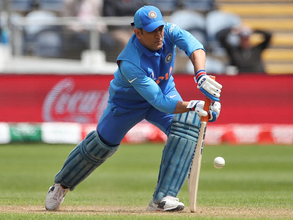 ధోని సేన చేతిలో ఓడిన శ్రీలంక
