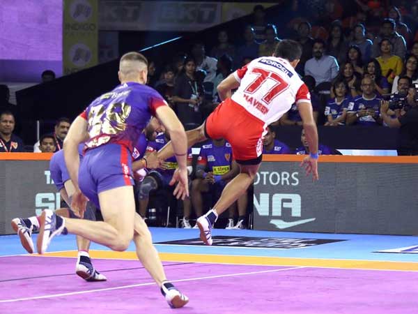 పవన్‌ మెరుపులు: