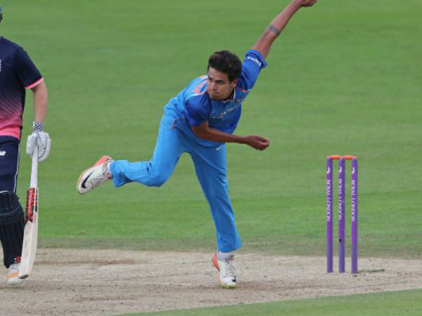 ఐపీఎల్‌లో ముంబై ఇండియన్స్‌ తరుపున రాహుల్ చాహర్