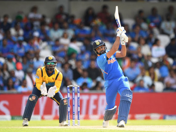 ట్రెండ్ సెట్ట‌ర్‌గా..