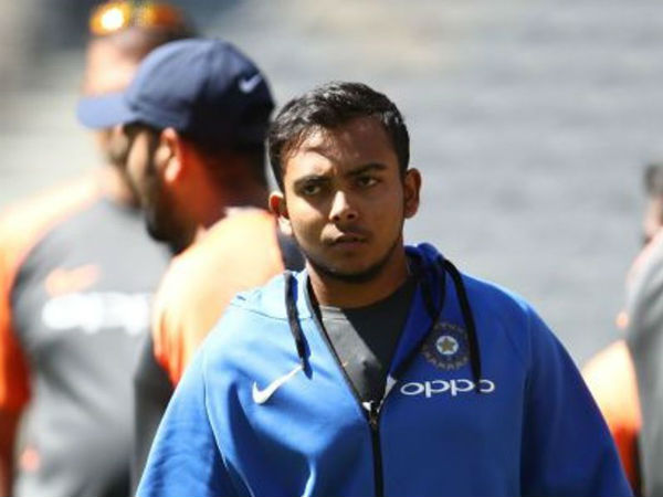 పృథ్వీ షాకి బీసీసీఐ నోటీసులు