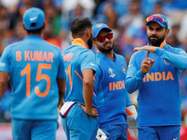 అదృష్టం కలిసొచ్చి: