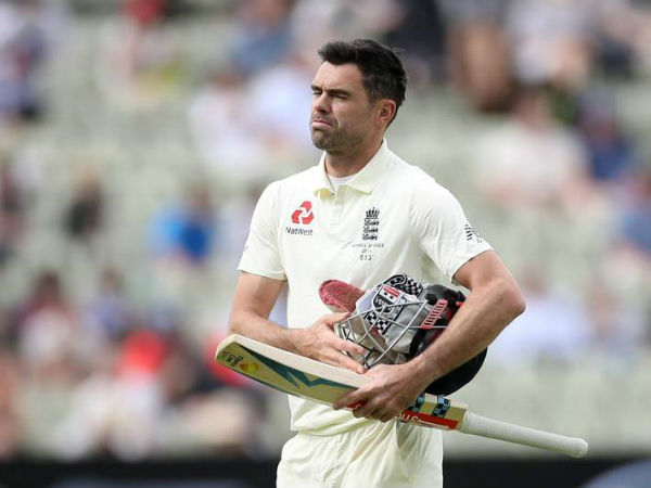 జాక్‌ లీచ్‌పై వేటు?: