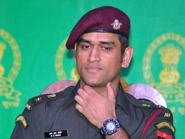 స్వాతంత్య్ర దినోత్సవం రోజున స్వాతంత్య్ర దినోత్సవం రోజున