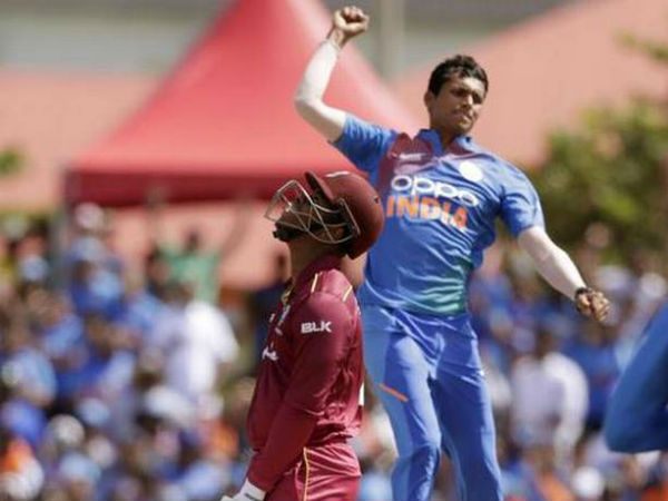 చివరి ఓవర్ మెయిడిన్‌: