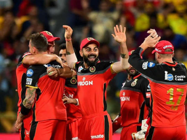 ఒక్కసారి కూడా ట్రోఫీని గెలవని ఆర్సీబీ ఒక్కసారి కూడా ట్రోఫీని గెలవని ఆర్సీబీ