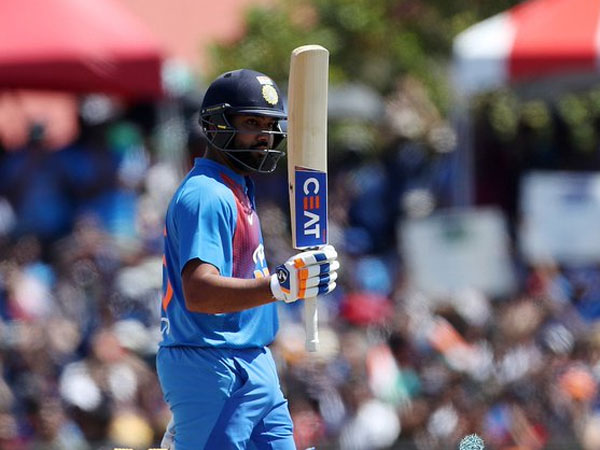 కోహ్లీ రికార్డుని బద్దలు కొట్టిన రోహిత్ శర్మ