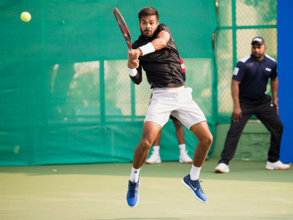 2015లో వియత్నాంకు చెందిన