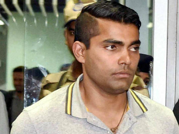 మ్యాచ్‌ ఫిక్సింగ్‌ చేస్తావా: