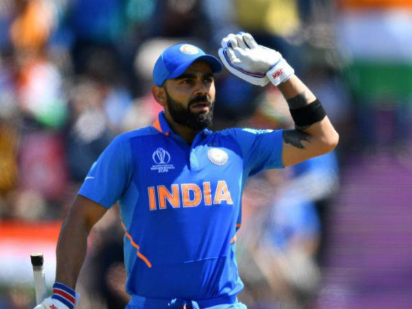 విరాట్ కోహ్లీ - 591 పరుగులు