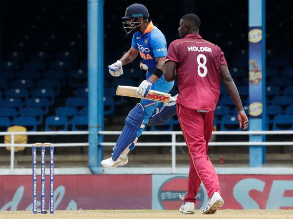 కోహ్లీ సెంచరీ: