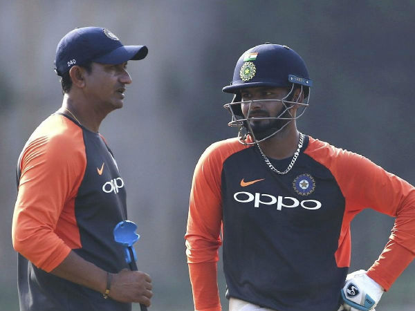 బంగర్‌పై వేటు: